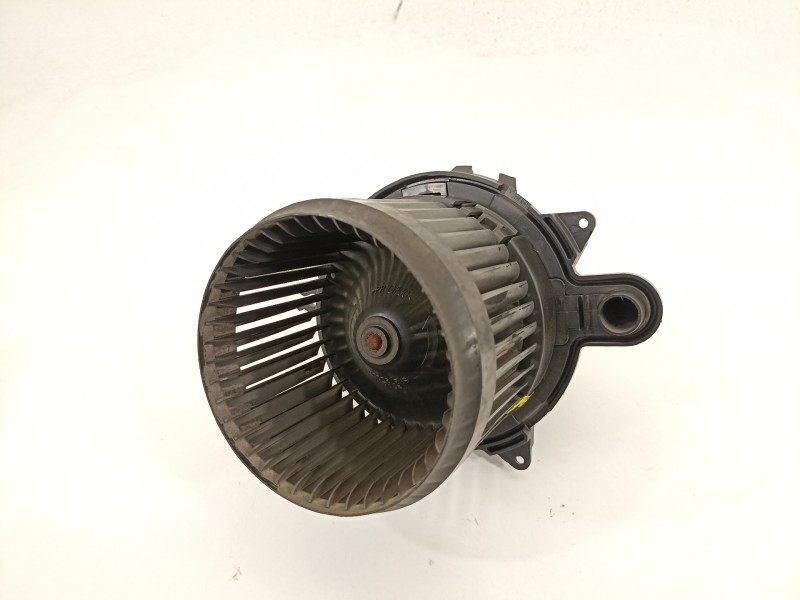 Recambio de ventilador calefaccion para renault captur adventure referencia OEM IAM 5P3730000 5R5833500 