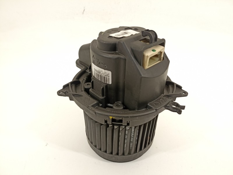 Recambio de ventilador calefaccion para renault captur adventure referencia OEM IAM 5P3730000 5R5833500 