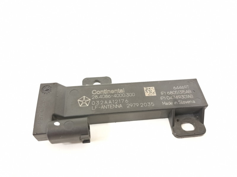 Recambio de antena para alfa romeo stelvio (630) quadrifoglio 4wd referencia OEM IAM 4749301AB 68051315AB 2840864000300