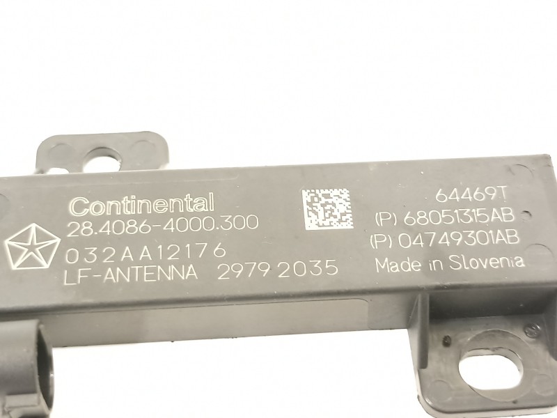 Recambio de antena para alfa romeo stelvio (630) quadrifoglio 4wd referencia OEM IAM 4749301AB 68051315AB 2840864000300