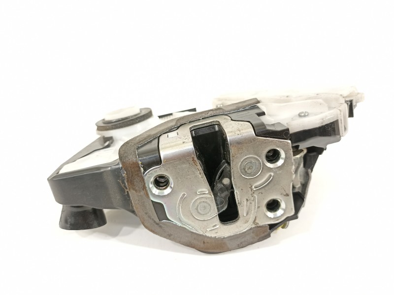 Recambio de cerradura puerta delantera izquierda para toyota yaris 1.3 16v cat referencia OEM IAM 690400D520 T4311140F3 