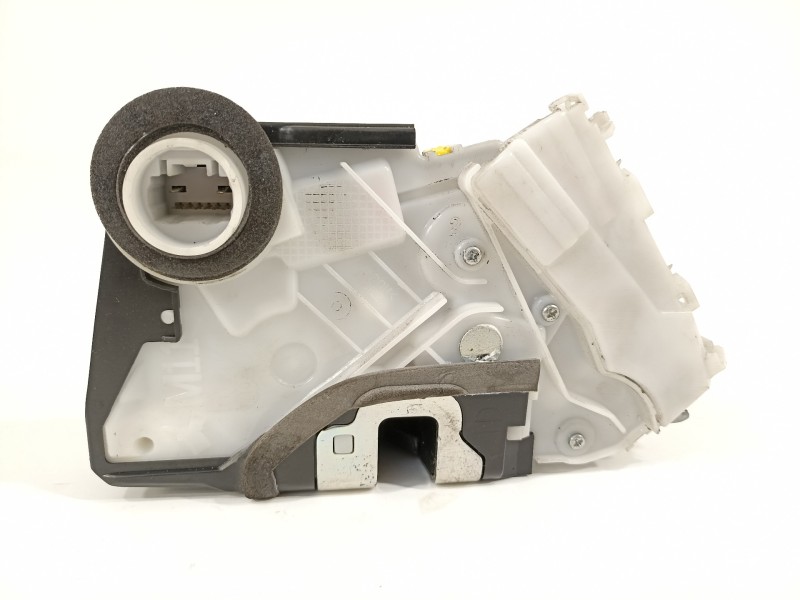 Recambio de cerradura puerta delantera izquierda para toyota yaris 1.3 16v cat referencia OEM IAM 690400D520 T4311140F3 