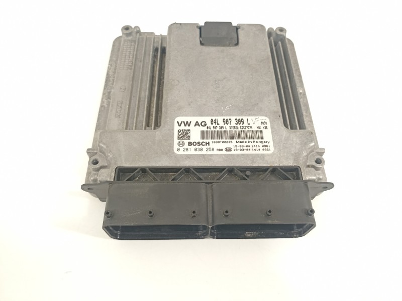 Recambio de centralita motor uce para audi a5 coupe (f53) s line edition referencia OEM IAM 04L907309L 0281030258 