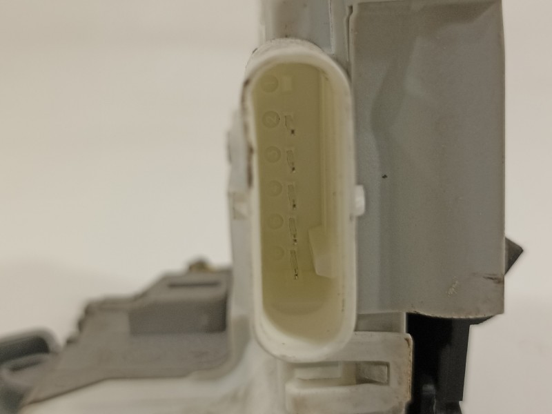 Recambio de cerradura puerta delantera derecha para audi a5 coupe (f53) s line edition referencia OEM IAM 8X1837016C  