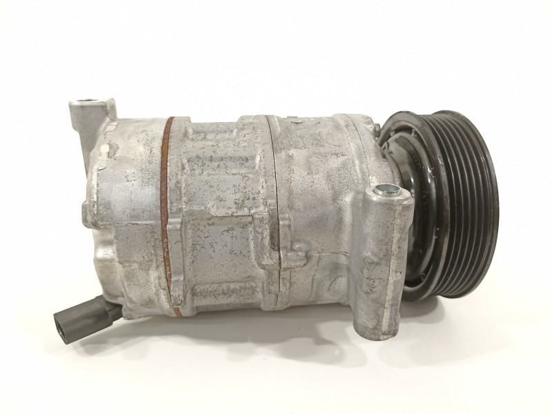 Recambio de compresor aire acondicionado para audi a5 coupe (f53) s line edition referencia OEM IAM 8W5816803  