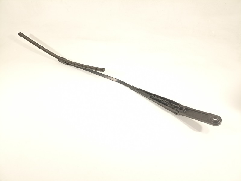 Recambio de brazo limpia delantero derecho para audi a5 coupe (f53) s line edition referencia OEM IAM 8W1955408  