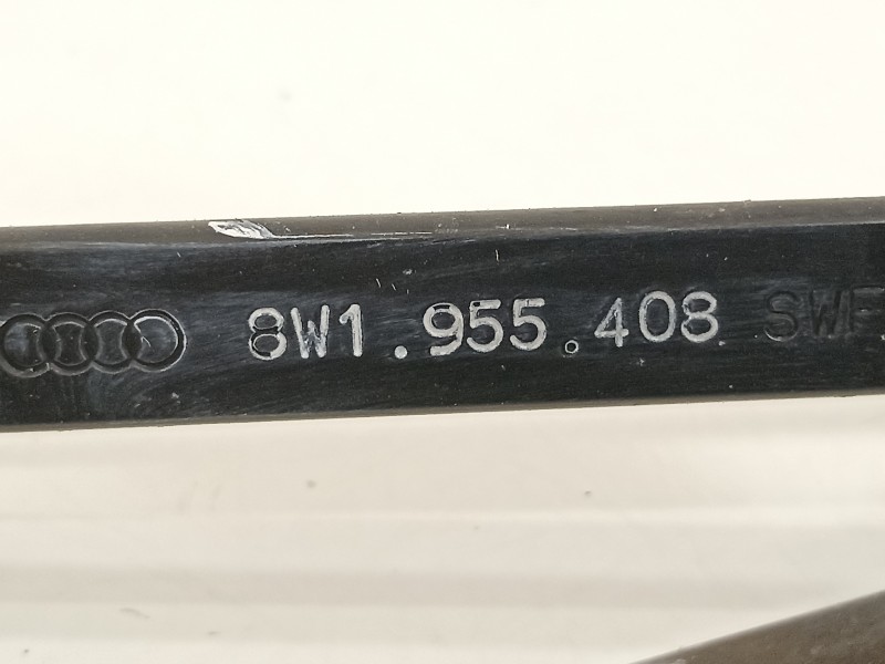 Recambio de brazo limpia delantero derecho para audi a5 coupe (f53) s line edition referencia OEM IAM 8W1955408  