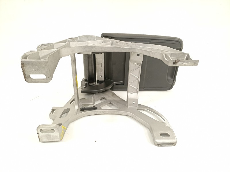 Recambio de apoyabrazos central para audi a5 coupe (f53) s line edition referencia OEM IAM 8W0864283A  