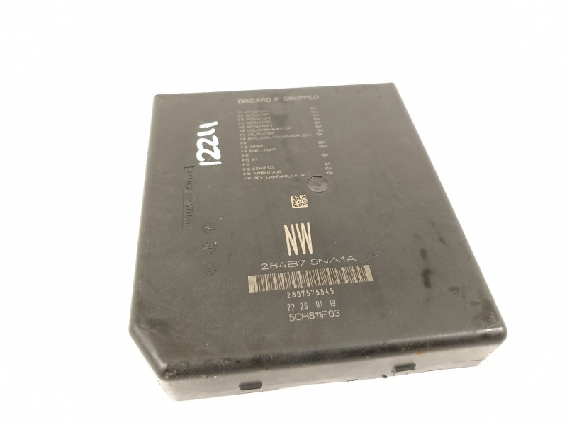 Recambio de caja reles / fusibles para nissan qashqai (j11) acenta referencia OEM IAM 284B75NA1A  