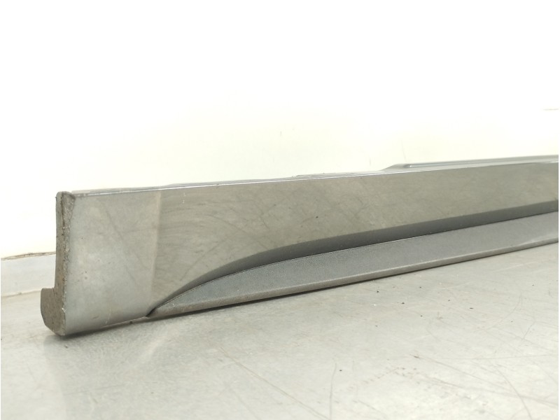 Recambio de faldon lateral para audi a5 coupe (f53) s line edition referencia OEM IAM 8W6853859  