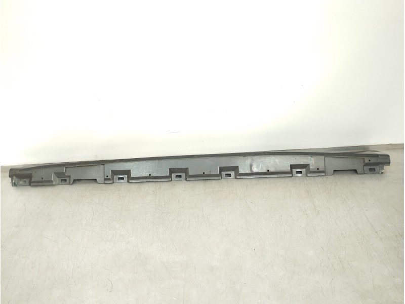 Recambio de faldon lateral para audi a5 coupe (f53) s line edition referencia OEM IAM 8W6853859  