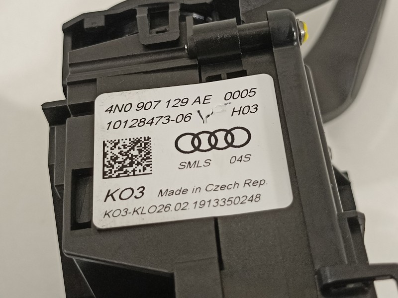 Recambio de mando intermitentes para audi a5 coupe (f53) s line edition referencia OEM IAM 4N0907129AE  