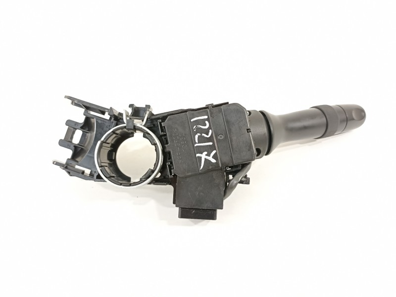 Recambio de mando luces para toyota auris active referencia OEM IAM 8414002290 02330 