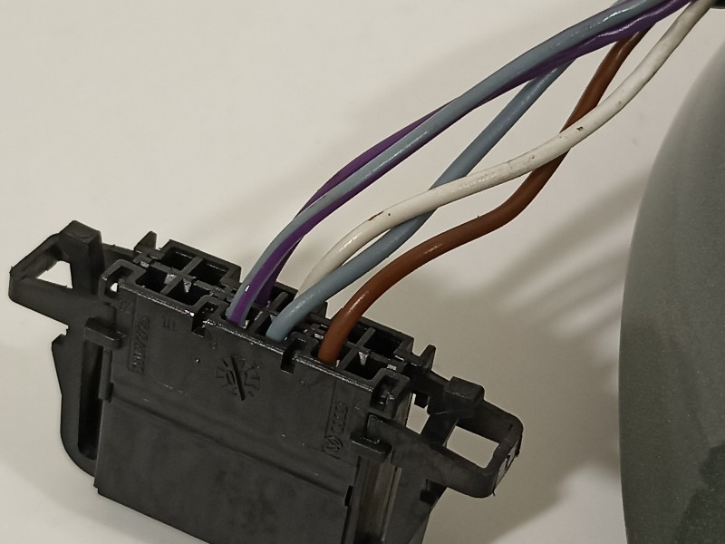 Recambio de retrovisor derecho para volkswagen passat berlina (3b3) advance referencia OEM IAM 3B1857508F  