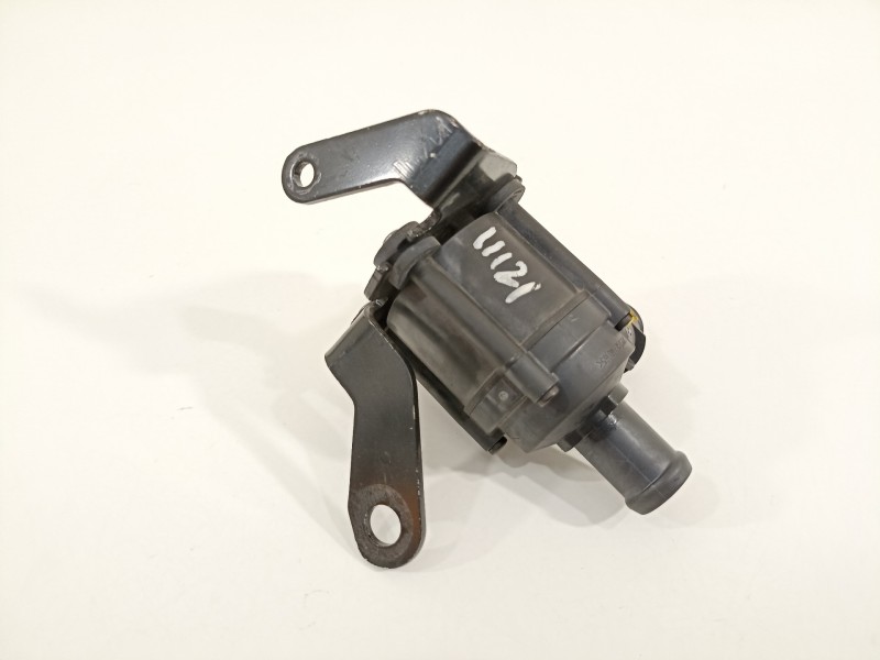 Recambio de bomba agua para audi a5 coupe (f53) s line edition referencia OEM IAM 5Q0965561B 04L965559A 
