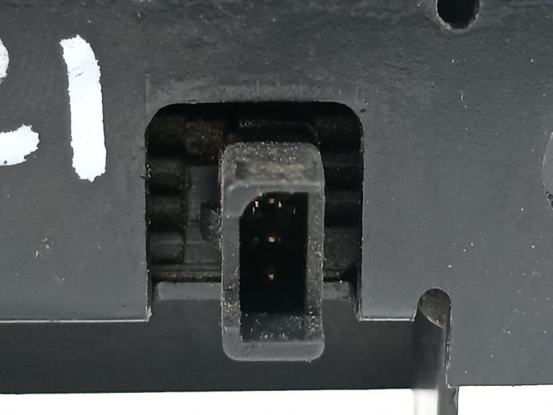 Recambio de cerradura maletero / porton para volkswagen golf iv berlina (1j1) conceptline referencia OEM IAM 1J6827505B  