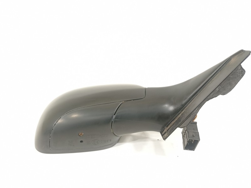 Recambio de retrovisor derecho para audi a4 berlina (b5) 1.8 referencia OEM IAM 8D28585313FZ   Recambio de retrovisor derecho para audi a4 berlina (b5) 1.8 referencia OEM IAM 8D28585313FZ