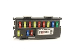 Recambio de caja reles / fusibles para hyundai i30 (gd) style referencia OEM IAM 919513X160  