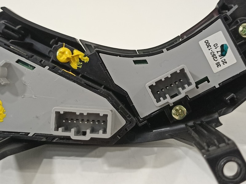 Recambio de mando volante para hyundai i30 (gd) style referencia OEM IAM 39Y2931300 96700A6500 96710A6750PD5