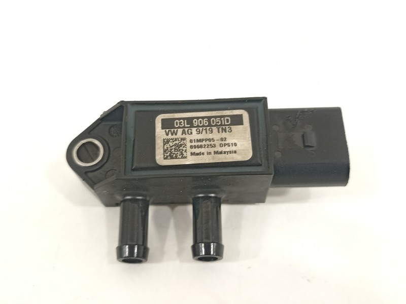 Recambio de valvula aire adicional para audi a5 coupe (f53) s line edition referencia OEM IAM 03L906051D  