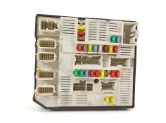 Recambio de caja reles / fusibles para renault megane iii berlina 5 p dynamique referencia OEM IAM 284B60168R  