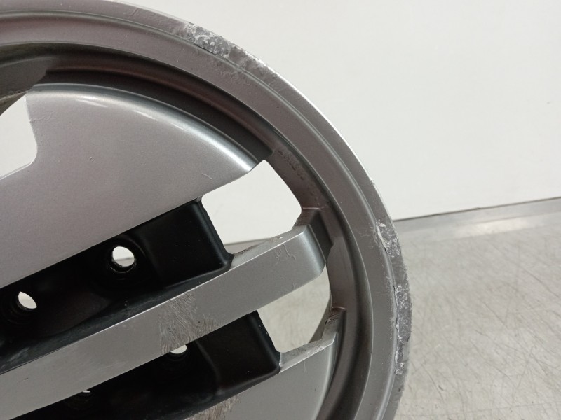 Recambio de llanta para renault fuego 829-explosion referencia OEM IAM 14149561  