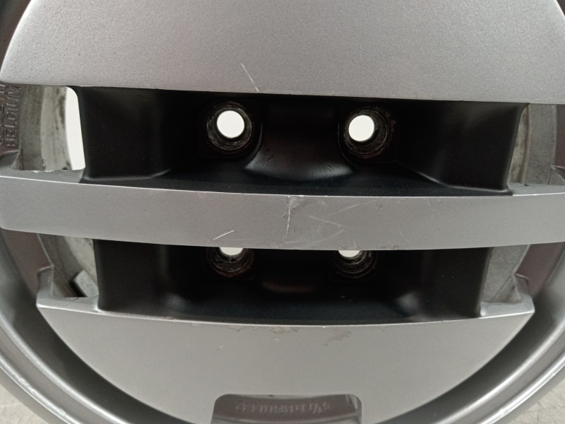 Recambio de llanta para renault fuego 829-explosion referencia OEM IAM 14149561  