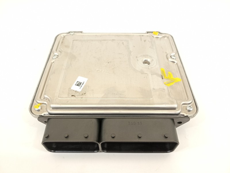 Recambio de centralita motor uce para bmw serie 5 lim. (f10) 520d referencia OEM IAM 13618574091 0281019806 8574091