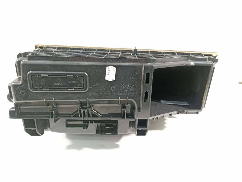 Recambio de guantera para bmw serie 5 lim. (f10) 520d referencia OEM IAM 51169166683 51169205976 