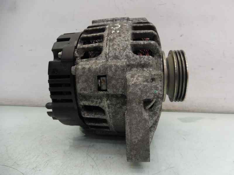 Recambio de alternador para dacia sandero laureate referencia OEM IAM 8200660044B  