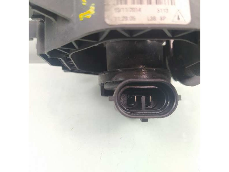 Recambio de faro antiniebla derecho para dacia duster ambiance 4x2 referencia OEM IAM 261500097R 89208691 