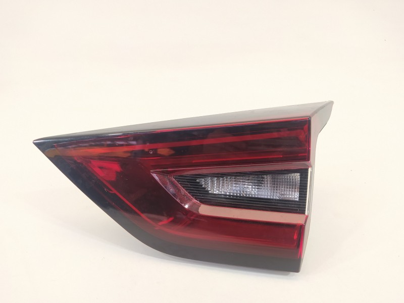 Recambio de piloto trasero derecho en porton para nissan juke (f16) referencia OEM IAM 265506PA5A  