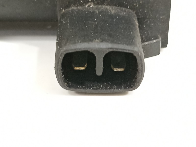 Recambio de bobina encendido para dacia duster ambiance 4x2 referencia OEM IAM 224333529R 0040100052 0040100052