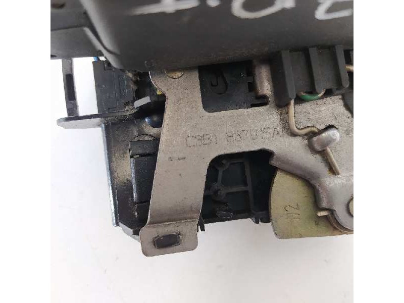 Recambio de cerradura puerta delantera izquierda para volkswagen polo (9n1) conceptline referencia OEM IAM 3B1837015AN  