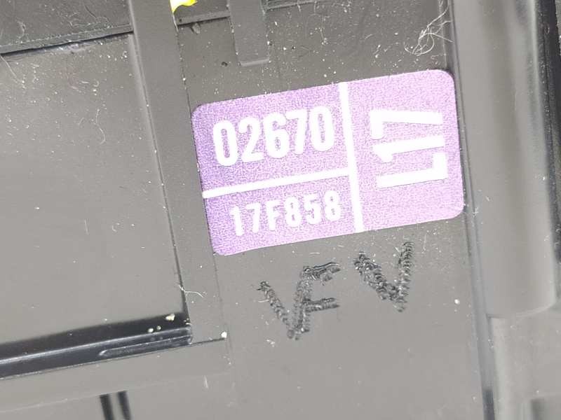 Recambio de mando limpia para toyota auris hybrid business referencia OEM IAM 0267017F858  