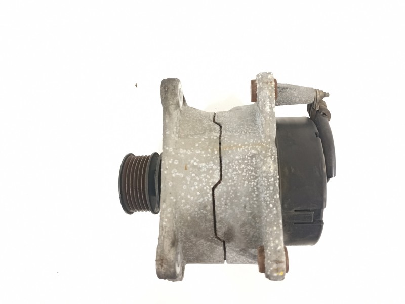 Recambio de alternador para volkswagen golf iv berlina (1j1) highline referencia OEM IAM 037903025B 01230310037 