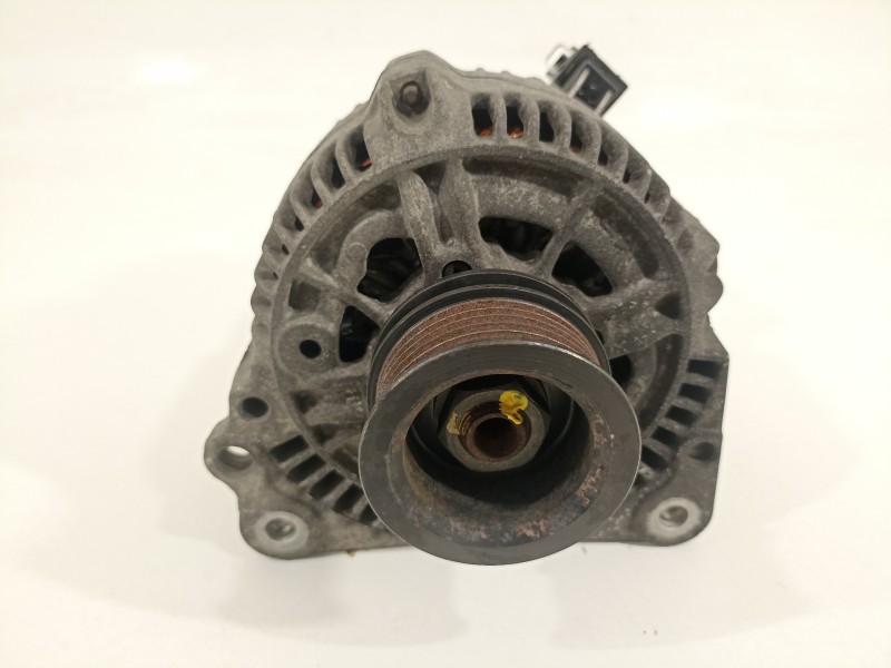 Recambio de alternador para volkswagen golf iv berlina (1j1) highline referencia OEM IAM 037903025B 01230310037 