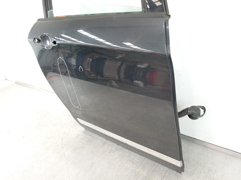 Recambio de puerta trasera derecha para citroën c5 berlina premier referencia OEM IAM   