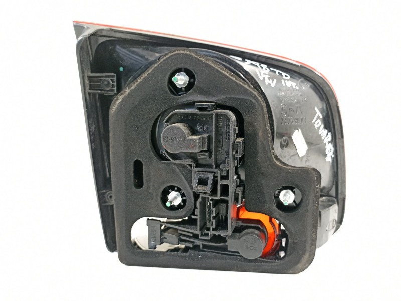 Recambio de piloto trasero derecho en porton para volkswagen touareg (7l6) v6 tdi individual referencia OEM IAM 7L6945094T  