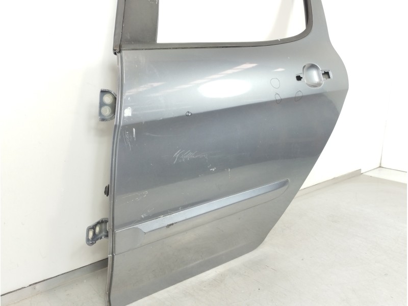 Recambio de puerta trasera izquierda para peugeot 308 sport referencia OEM IAM   