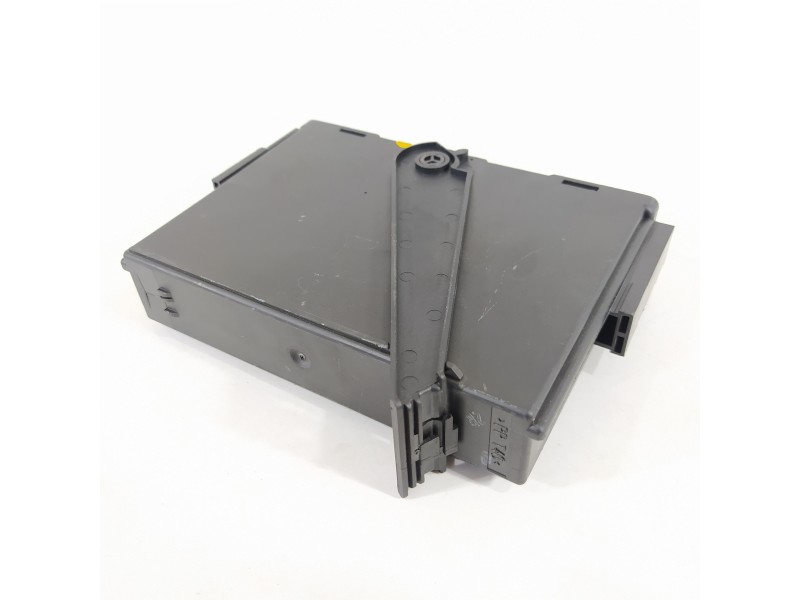 Recambio de modulo electronico para opel meriva cosmo referencia OEM IAM 13111111 330518684 5WK48664D