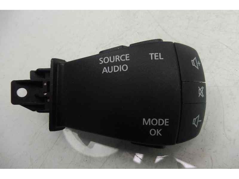 Recambio de mando multifuncion para renault megane iv berlina 5p intens referencia OEM IAM 255520229R  