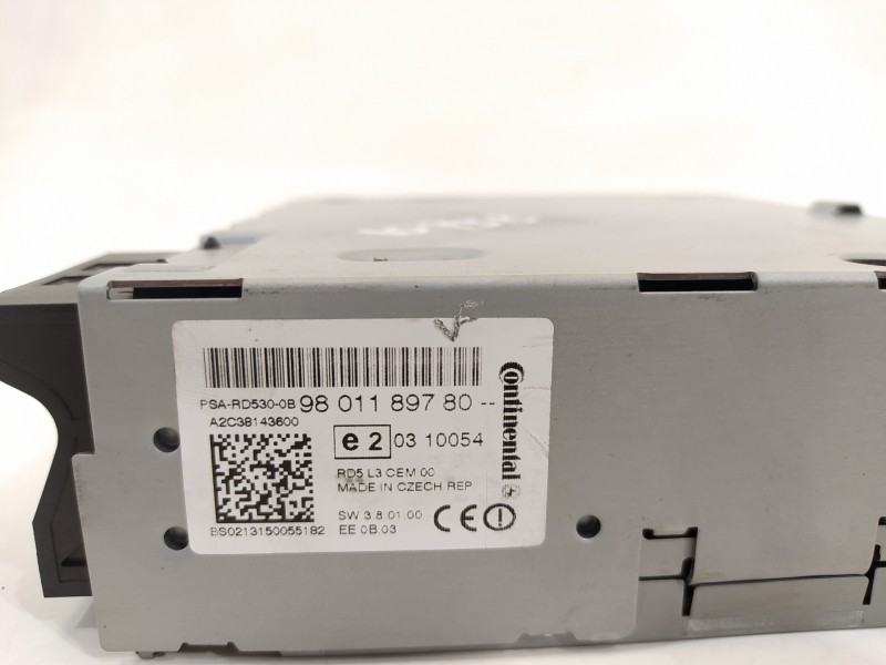 Recambio de sistema audio / radio cd para citroën c4 lim. exclusive referencia OEM IAM 9801189780 A2C38143600 