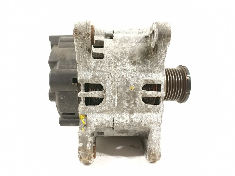 Recambio de alternador para renault megane iii berlina 5 p limited referencia OEM IAM 8200849752C  