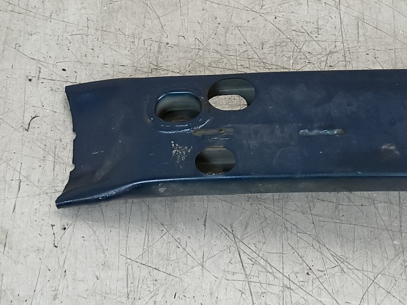 Recambio de refuerzo paragolpes delantero para toyota yaris (ncp1/nlp1/scp1) 1.0 linea luna referencia OEM IAM   