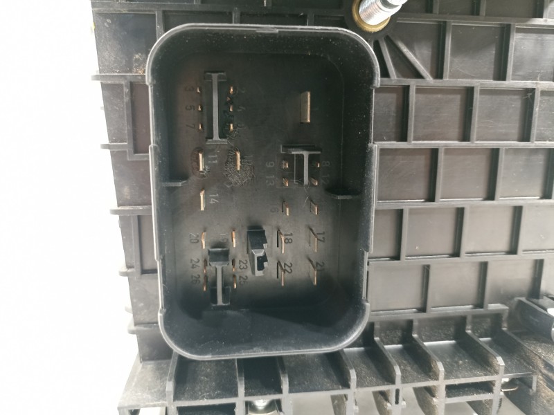 Recambio de caja reles / fusibles para seat altea (5p1) reference referencia OEM IAM 1K0937124H  