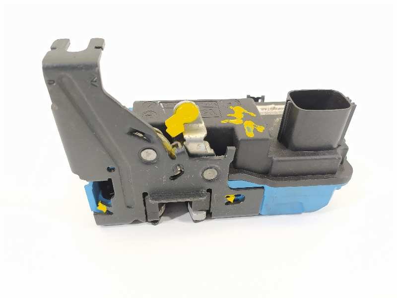 Recambio de cerradura puerta delantera derecha para volvo s60 berlina 2.4 (125kw) referencia OEM IAM 30699748  