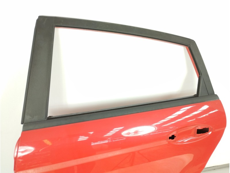 Recambio de puerta trasera izquierda para ford fiesta (ccn) trend referencia OEM IAM 1692503  