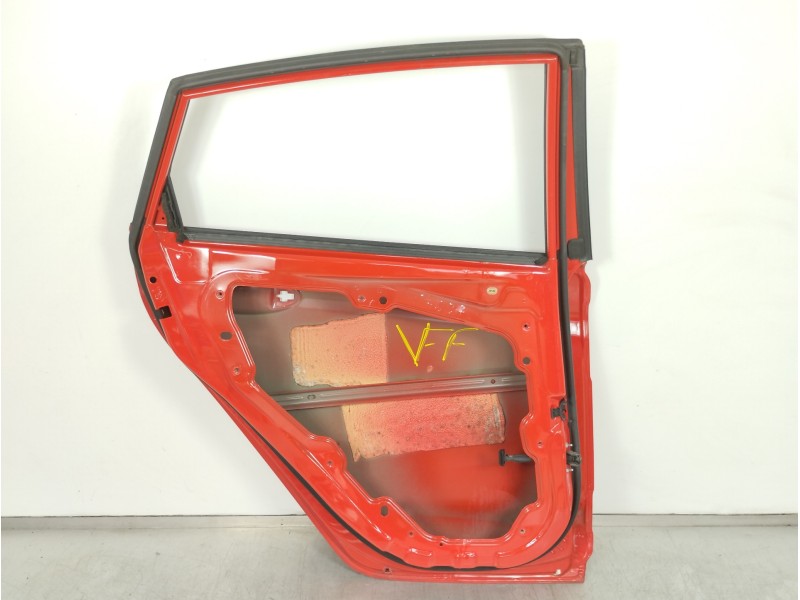 Recambio de puerta trasera izquierda para ford fiesta (ccn) trend referencia OEM IAM 1692503  