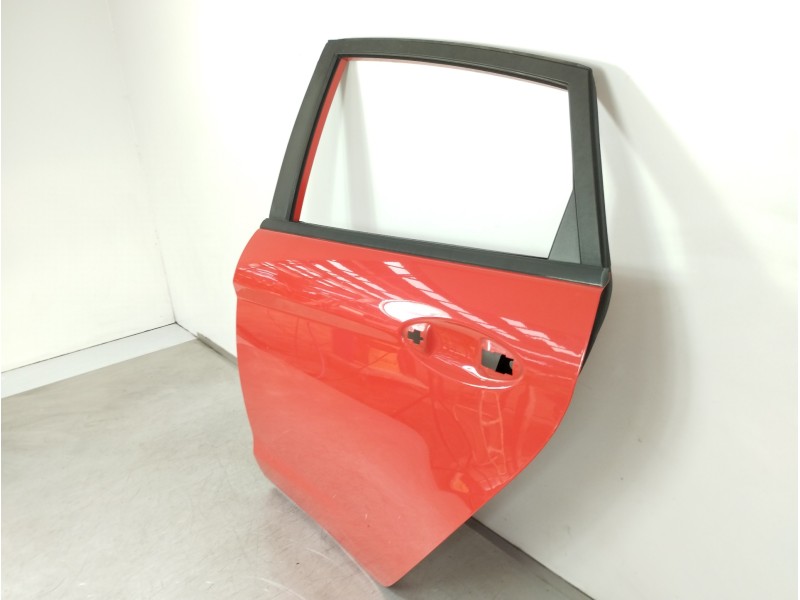 Recambio de puerta trasera izquierda para ford fiesta (ccn) trend referencia OEM IAM 1692503  